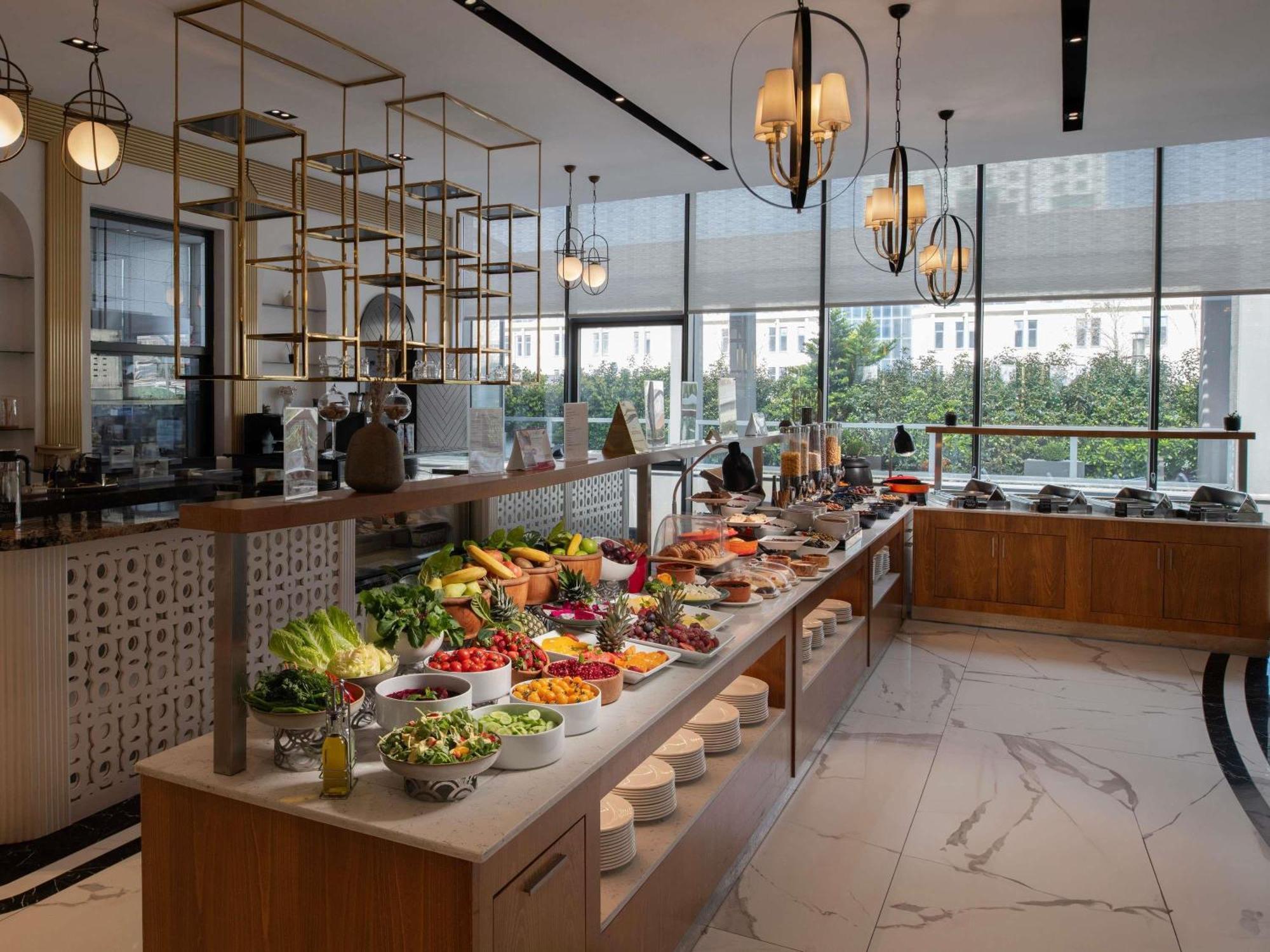 Movenpick Living Istanbul West Hotel Exterior photo