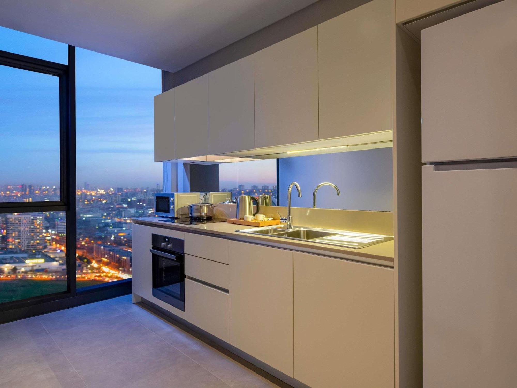 Movenpick Living Istanbul West Hotel Exterior photo